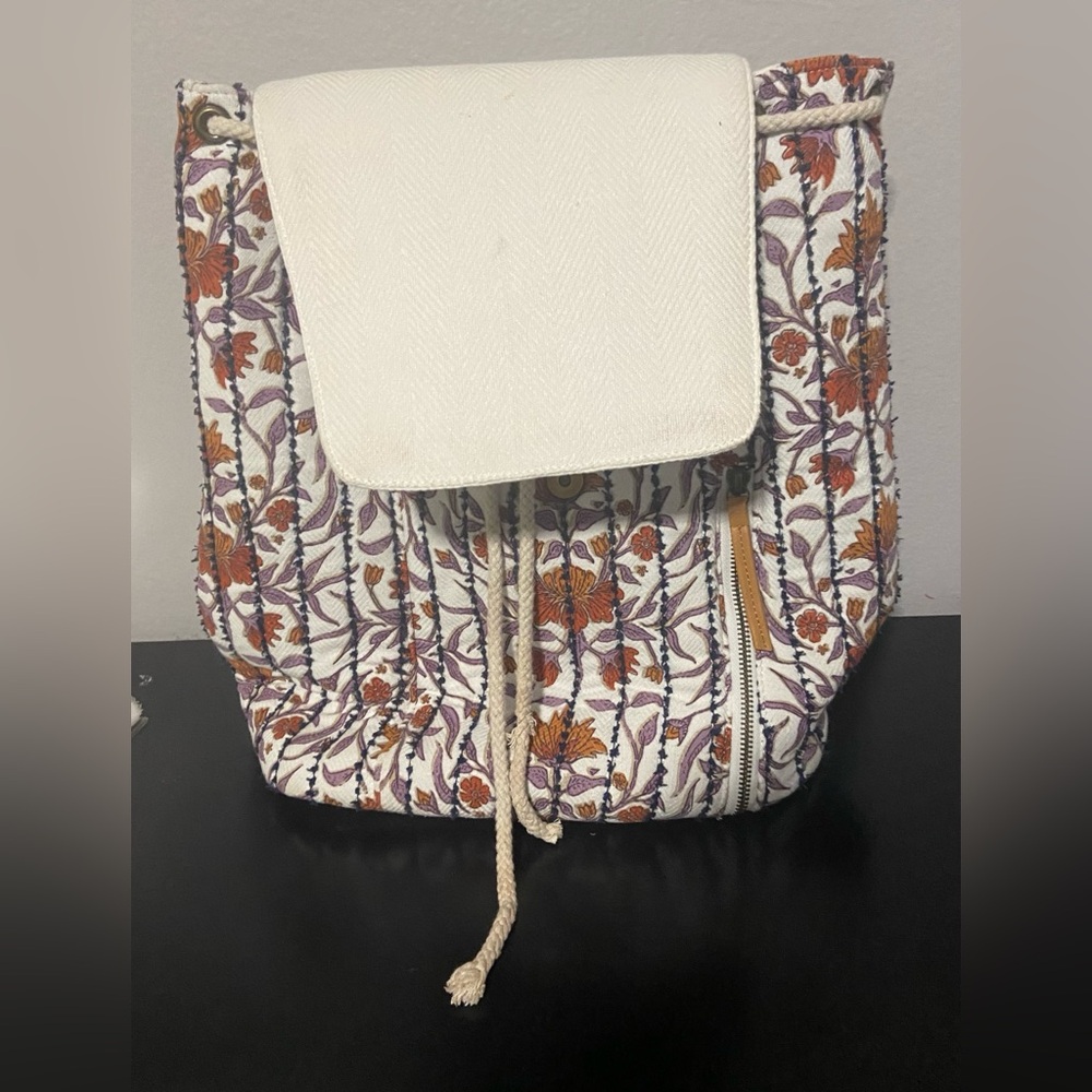 Universal Thread laptop back pack cream and natural botanical design
